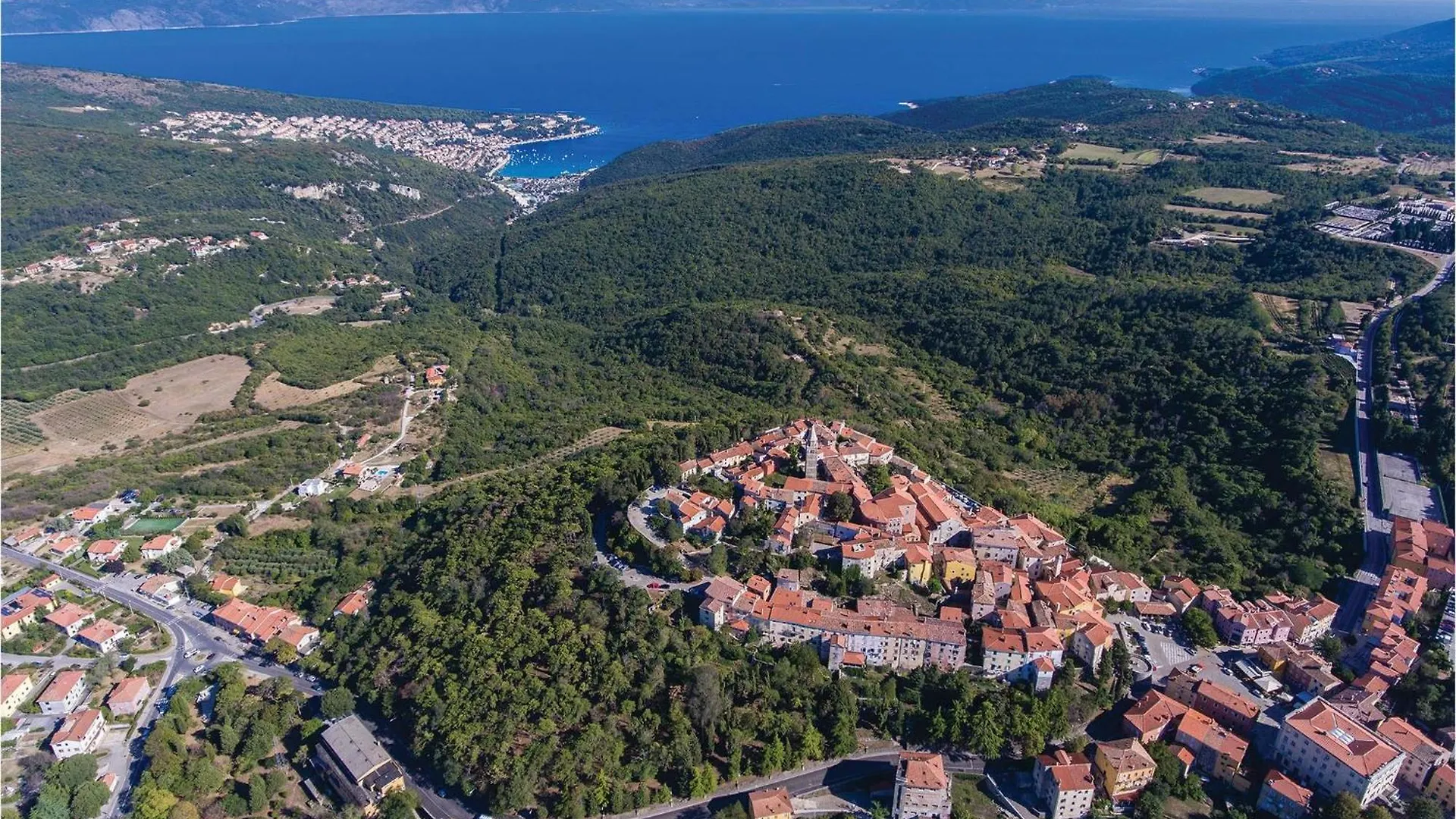 Amazing Home In Labin With House A Panoramic View Holiday home Labin (Istria)