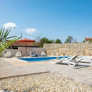 Tranquil In Labin With Private Swimming Pool Ferienhaus